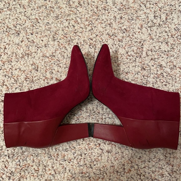 Nine West Merlot Suede Booties with small heel - Picture 8 of 8